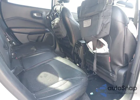 2018 Jeep Compass Trailhawk 4X4 z USA, uszkodzony, nr VIN 3C4NJDDB9JT169184